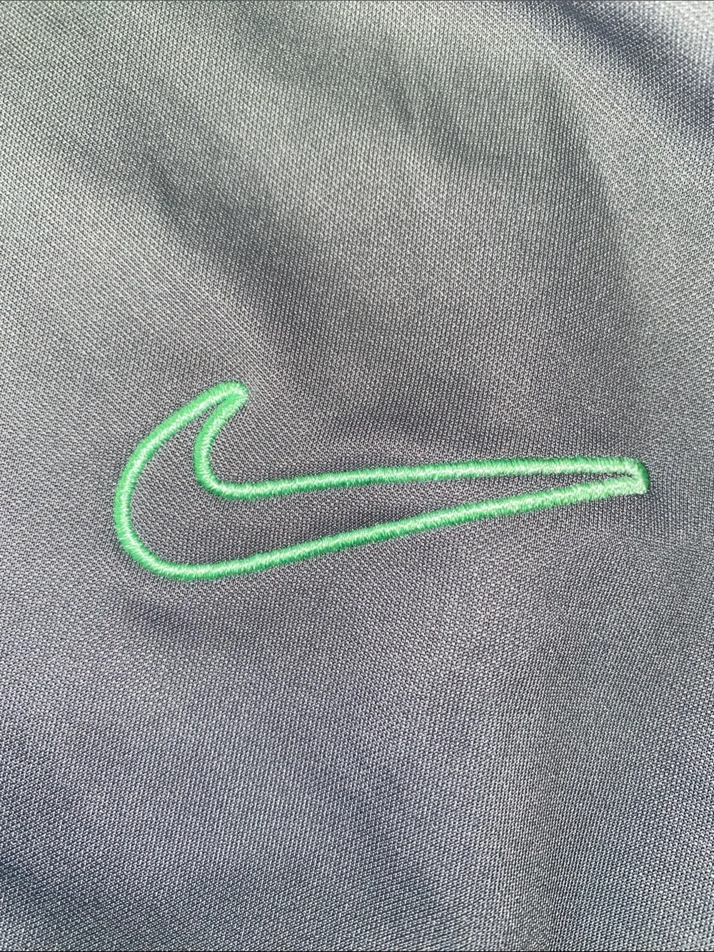 NIKE gray dry fit pull on neon green swoosh ankle zippers pockets NEW size XL